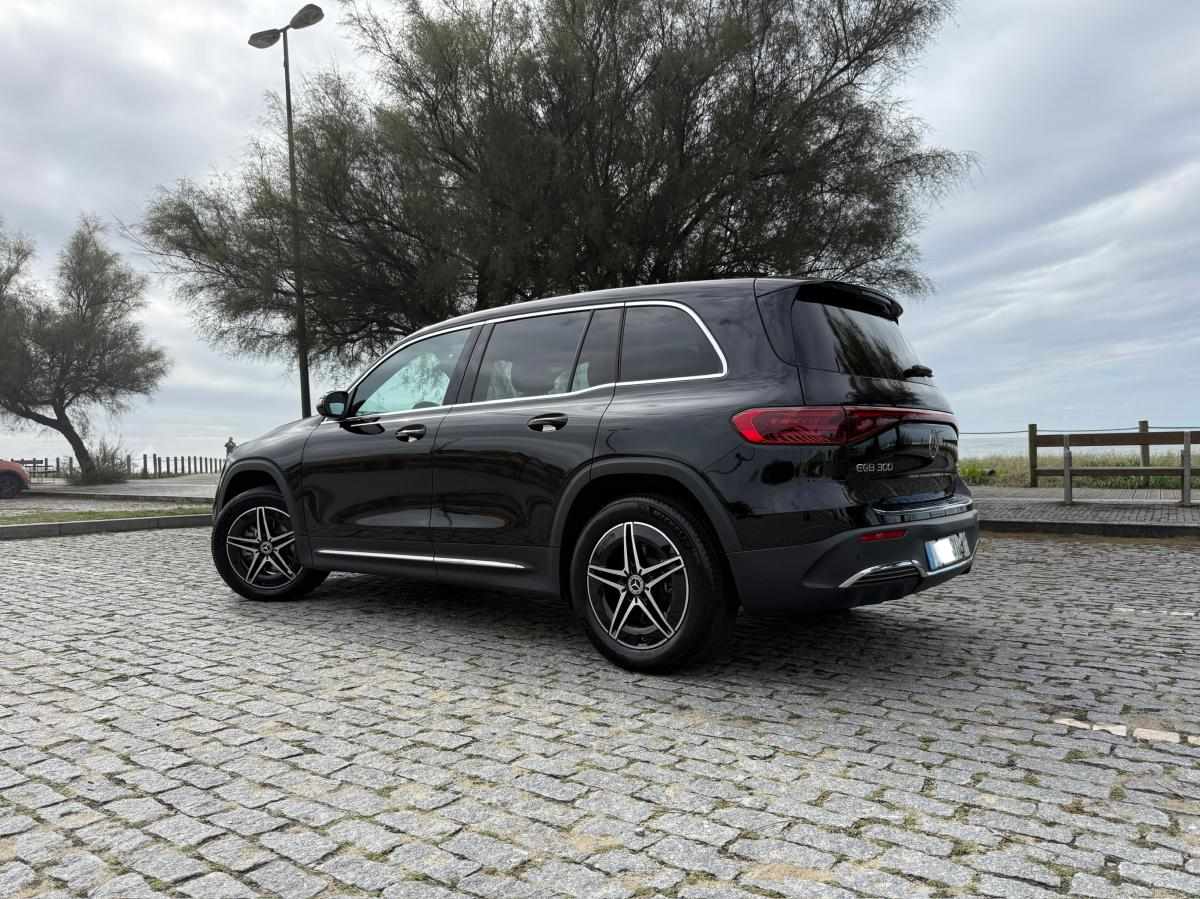 mercedes-benz-eqb-300-4matic-2024-eletrico