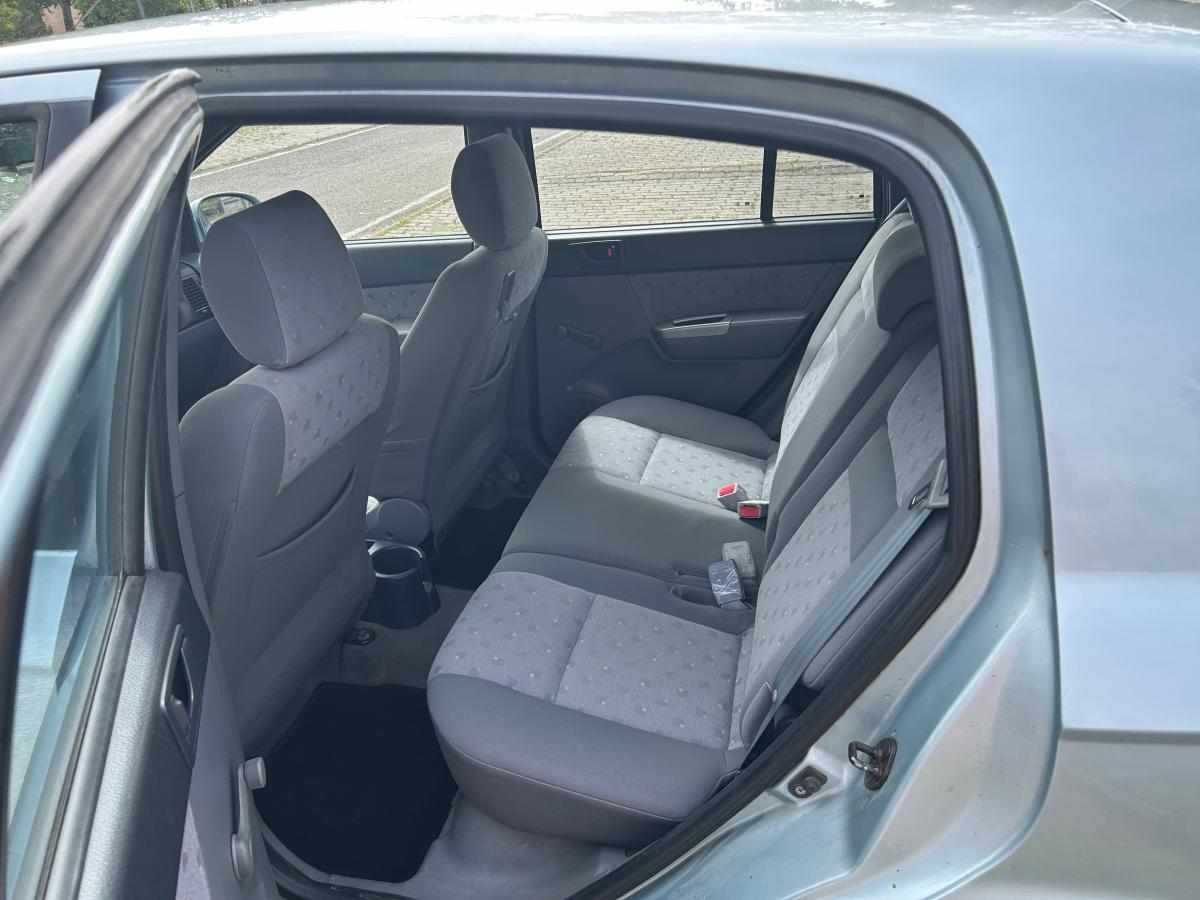 hyundai-getz-1-1-2003-gasolina-1086cc