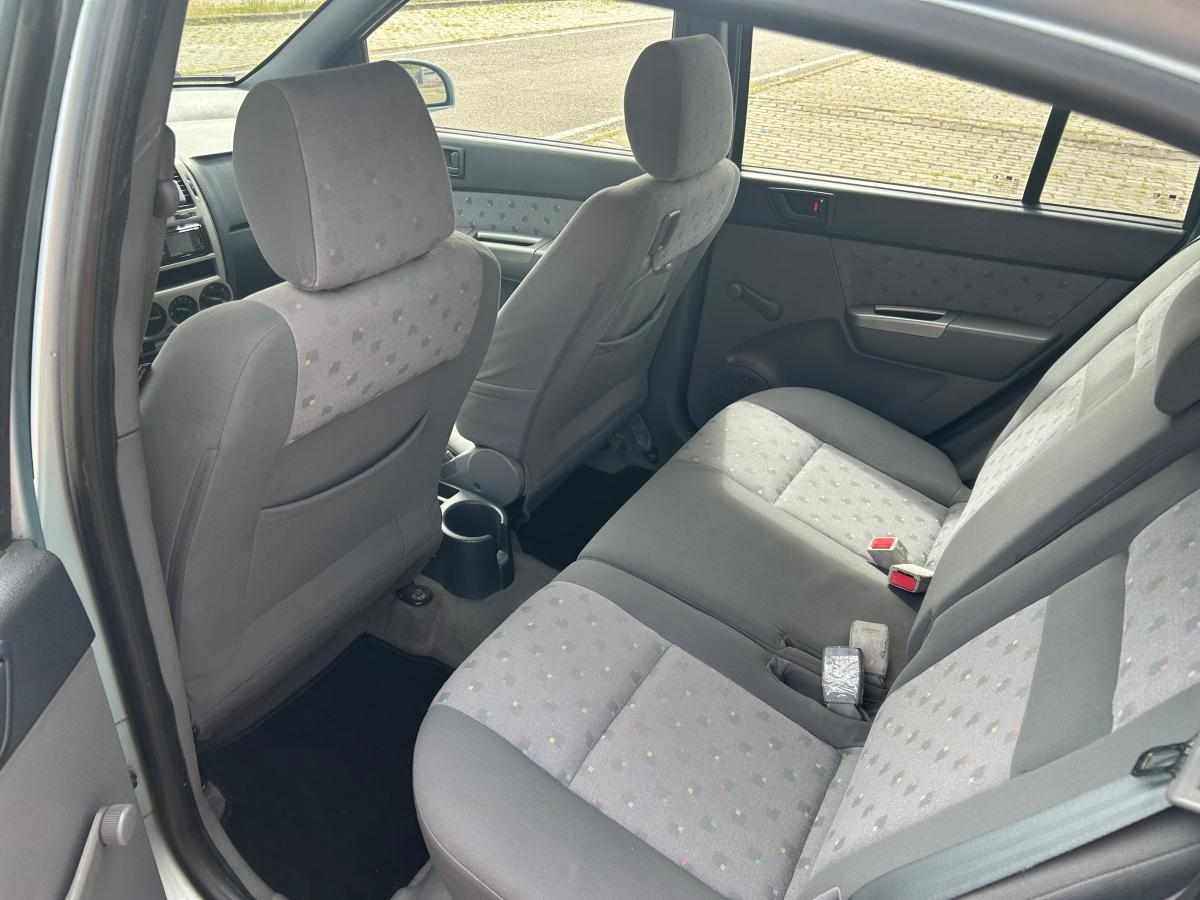 hyundai-getz-1-1-2003-gasolina-1086cc