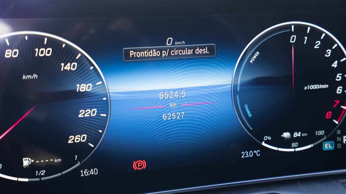 mercedes-benz-classe-c-c-300-e-2023-gasolina-1999cc