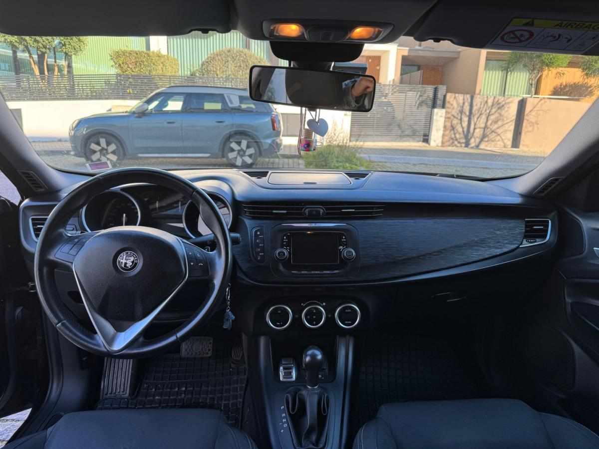 alfa-romeo-giulietta-1-6-jtdm-16v-2017-diesel-1598cc