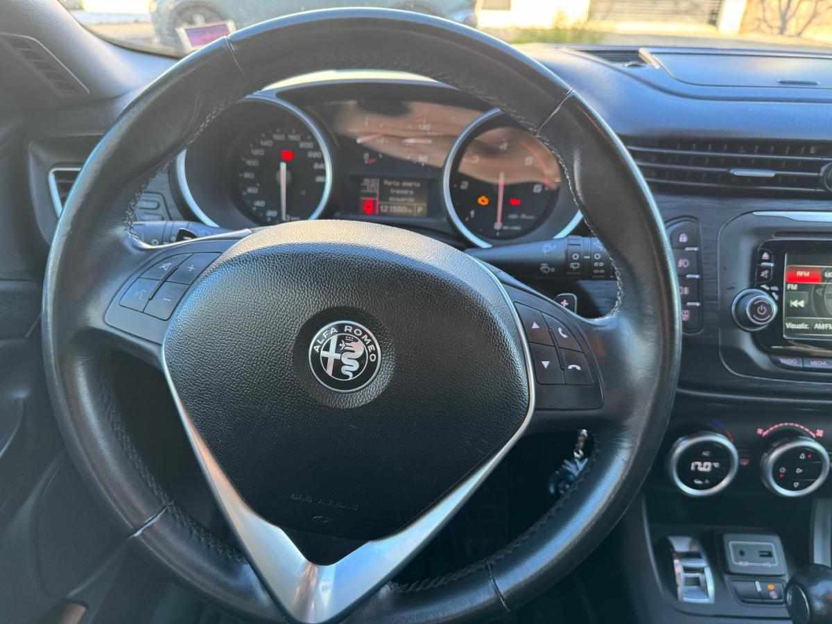 alfa-romeo-giulietta-1-6-jtdm-16v-2017-diesel-1598cc