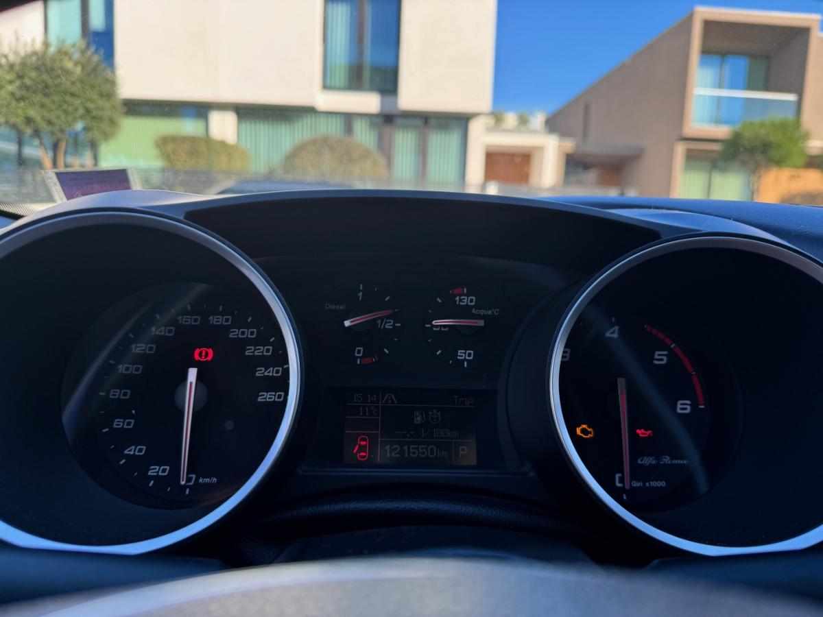 alfa-romeo-giulietta-1-6-jtdm-16v-2017-diesel-1598cc