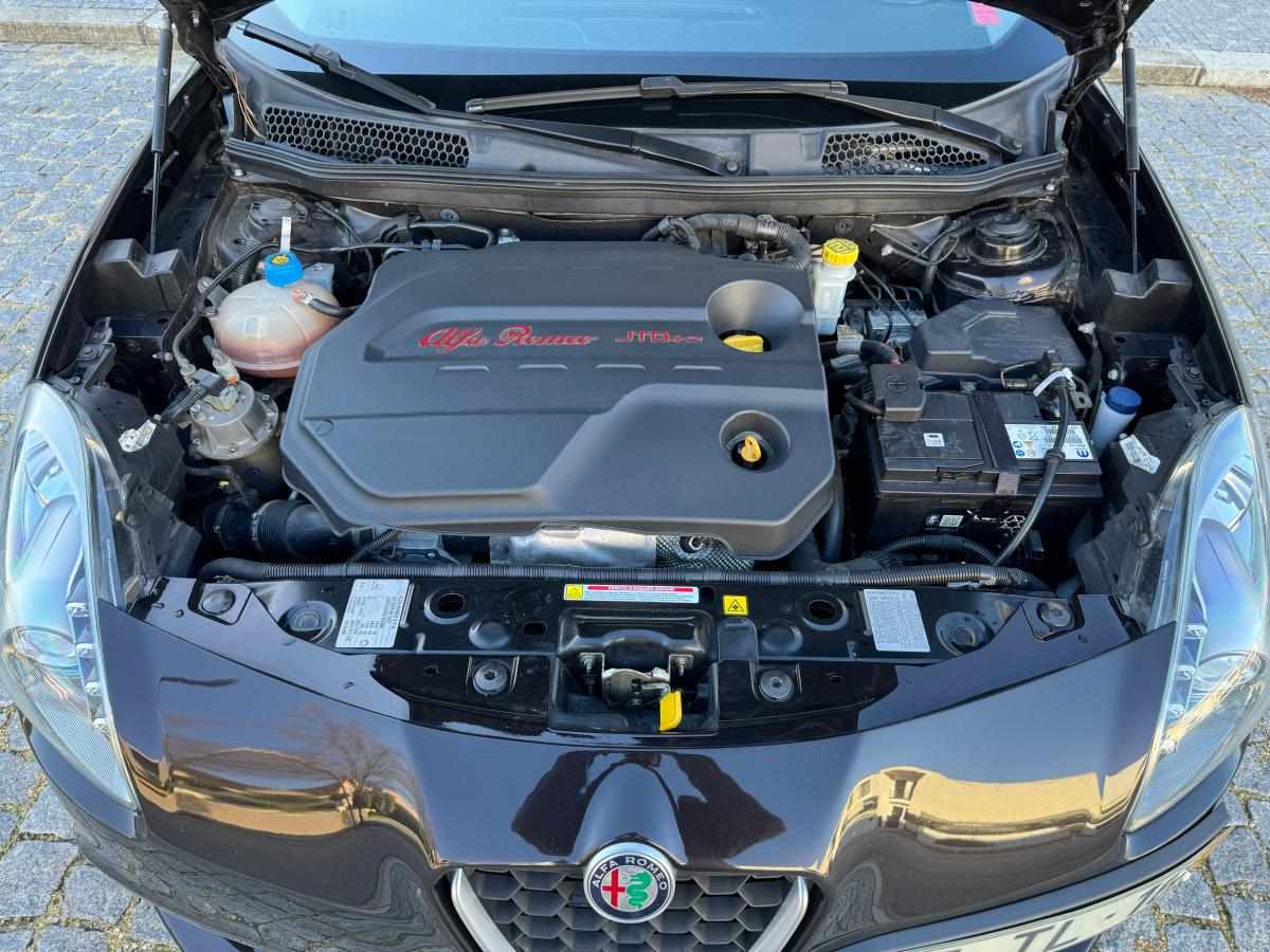 alfa-romeo-giulietta-1-6-jtdm-16v-2017-diesel-1598cc