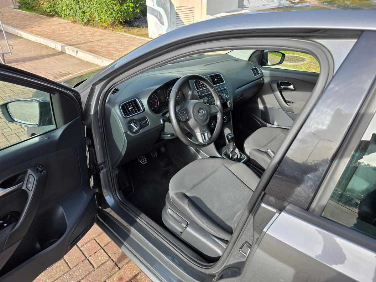 volkswagen-polo-1-6-tdi-2011-diesel-1598cc