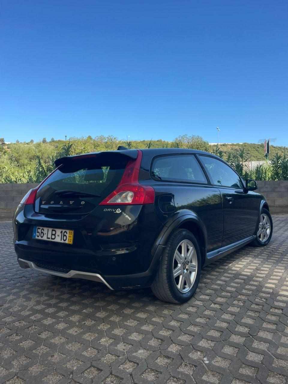 volvo-c30-1-6d-drive-2010-diesel-1560cc