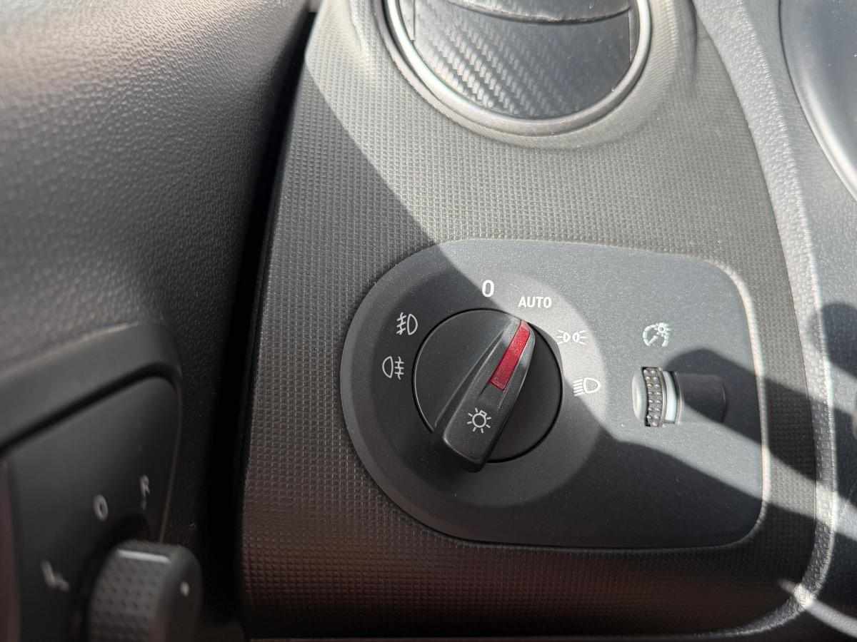 seat-ibiza-1-6-tdi-2015-diesel-1598cc
