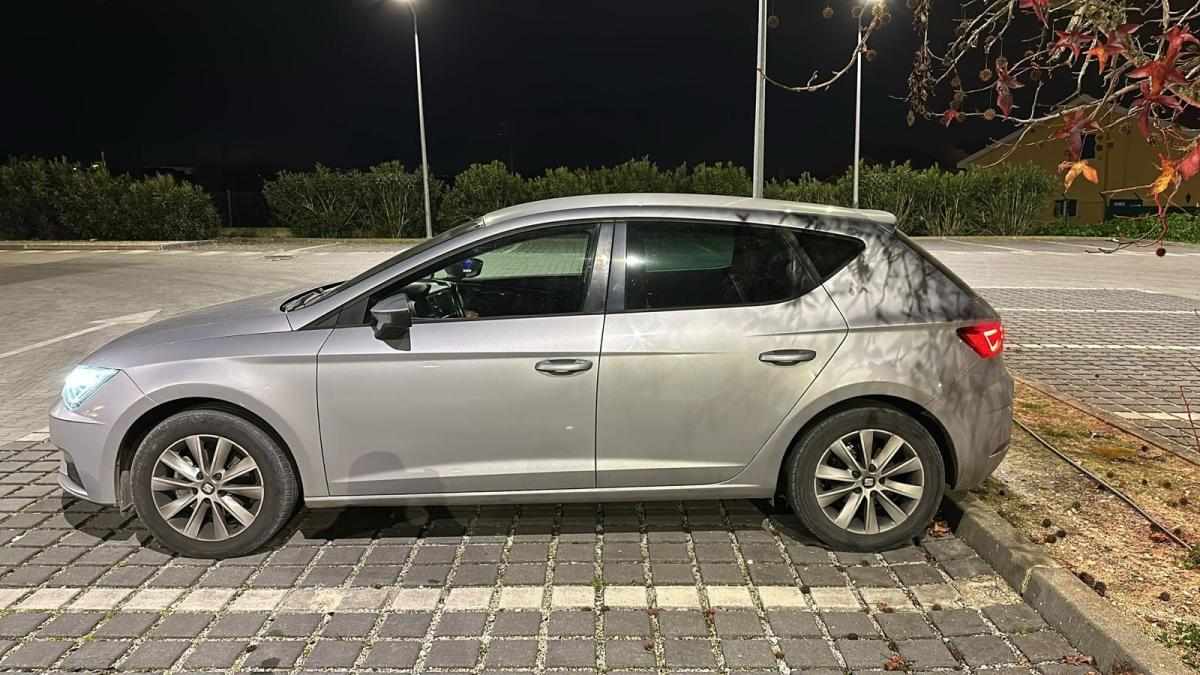 seat-leon-1-6-tdi-2018-diesel-1598cc