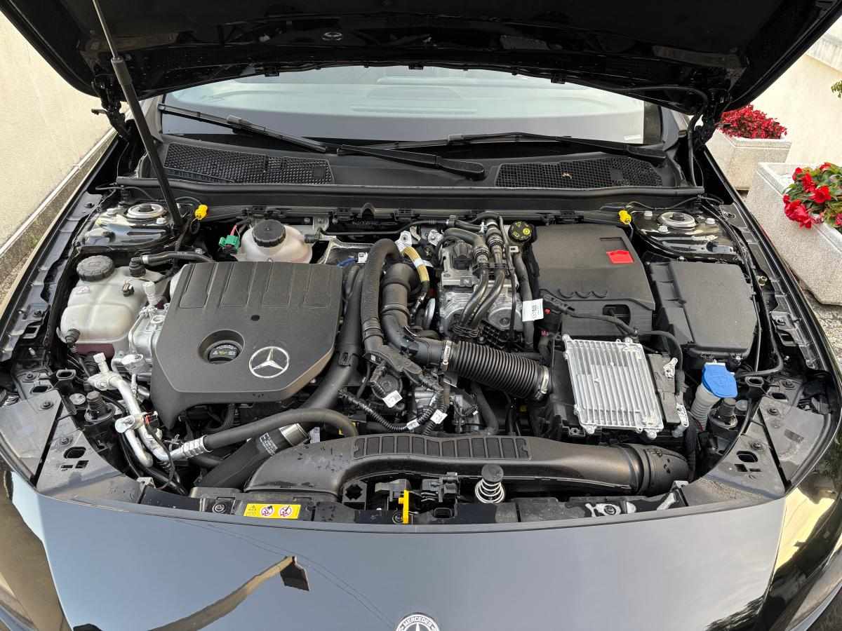 mercedes-benz-classe-a-a-250-e-2024-gasolina-1332cc