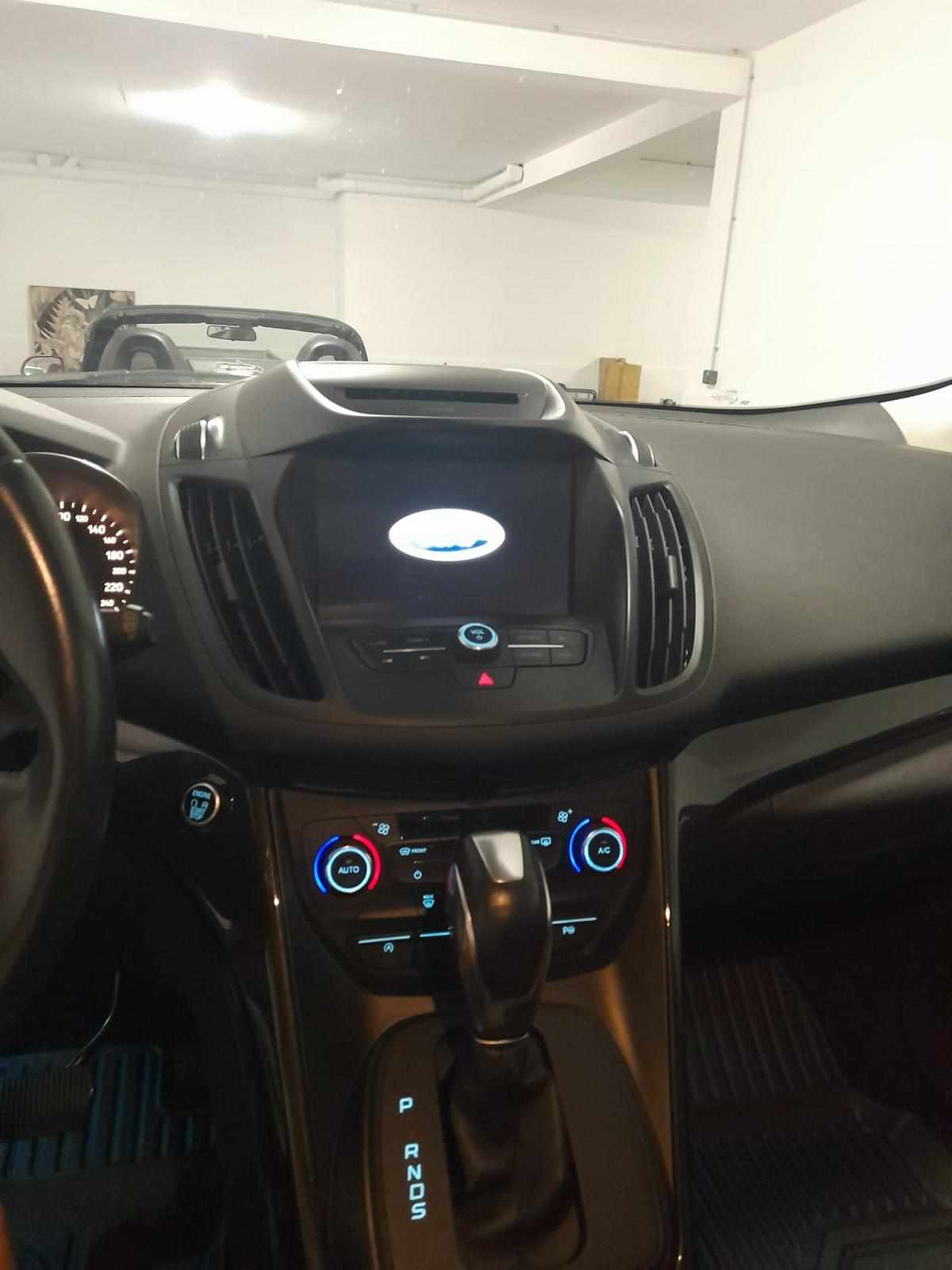 ford-kuga-2-0-tdci-awd-2018-diesel-1997cc