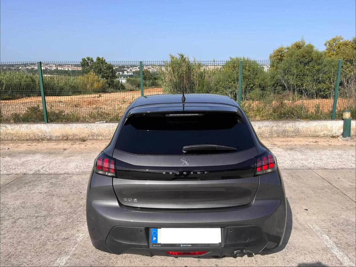 peugeot-208-1-2-puretech-2023-gasolina-1199cc