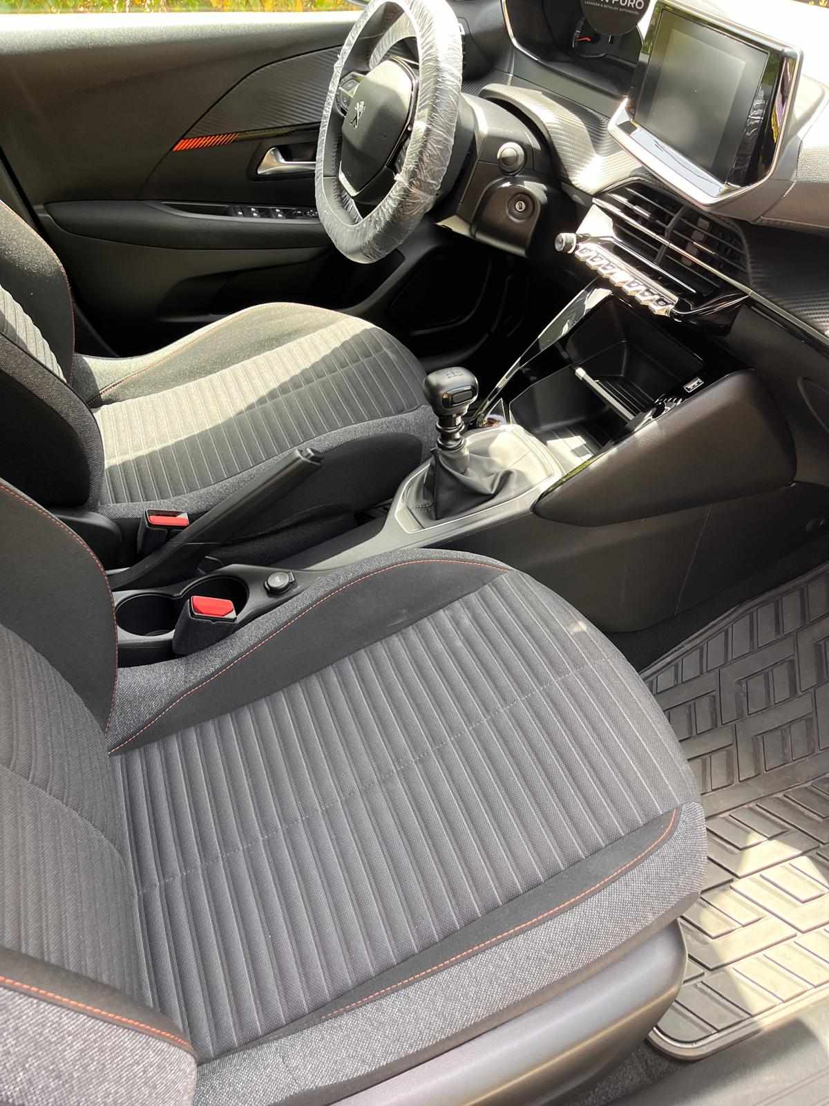 peugeot-208-1-2-puretech-2023-gasolina-1199cc