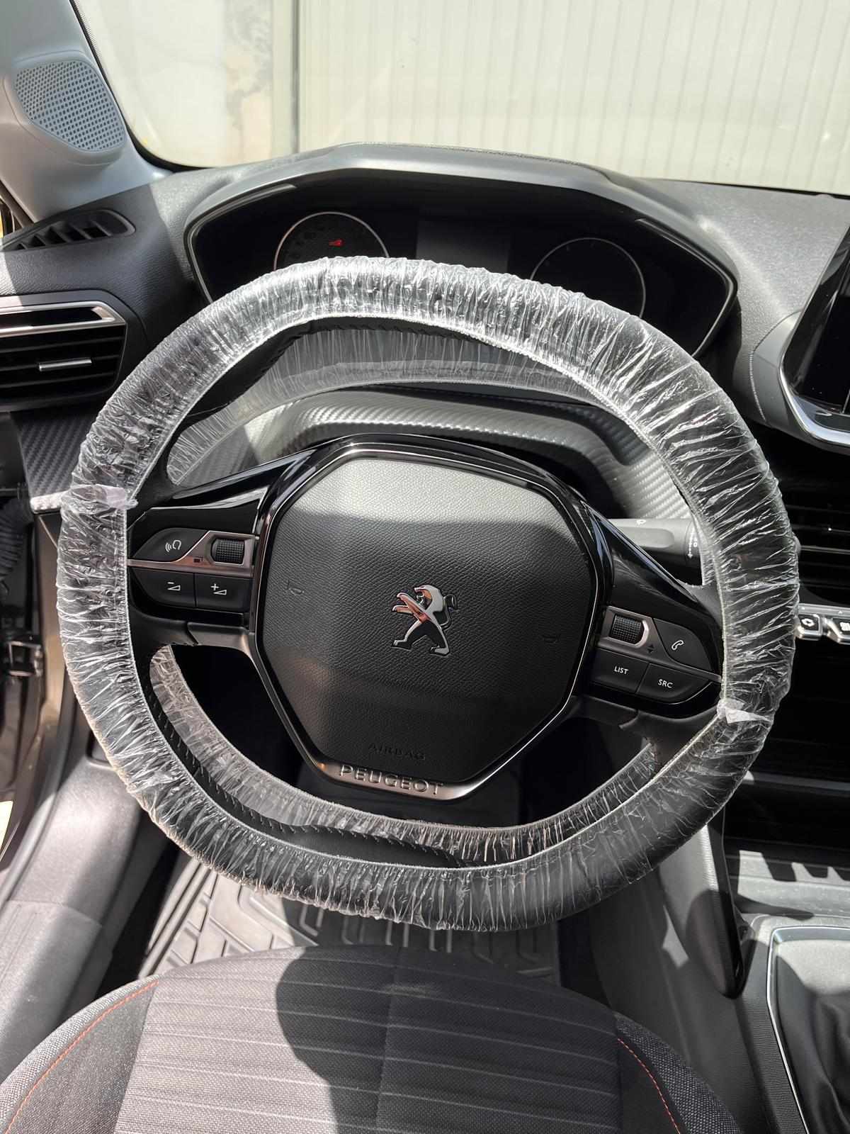 peugeot-208-1-2-puretech-2023-gasolina-1199cc
