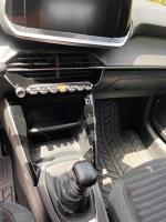 peugeot-208-1-2-puretech-2023-gasolina-1199cc