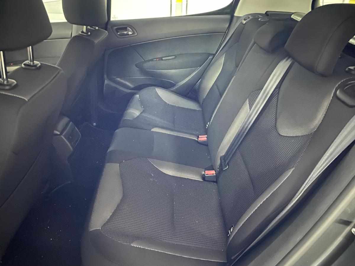 peugeot-308-1-6-hdi-fap-2010-diesel-1560cc