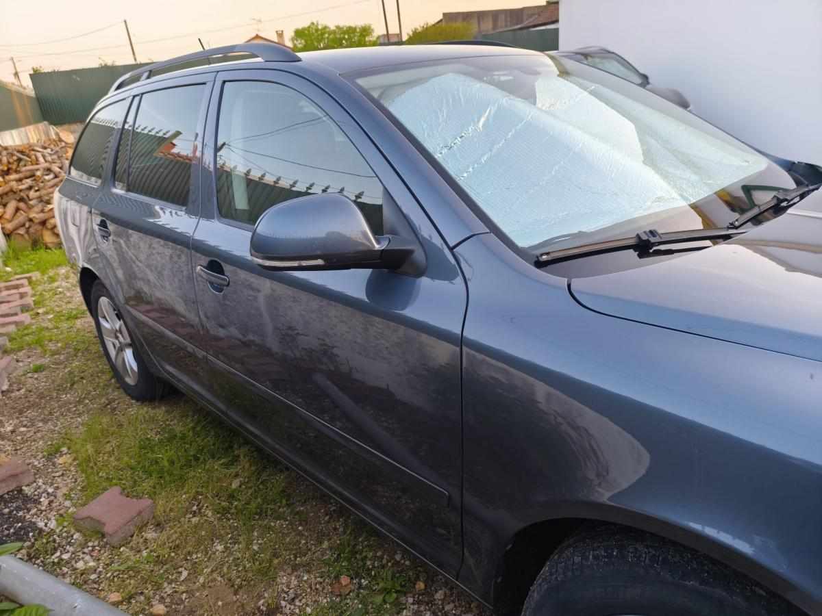 skoda-octavia-1-6-tdi-2010-diesel-1598cc
