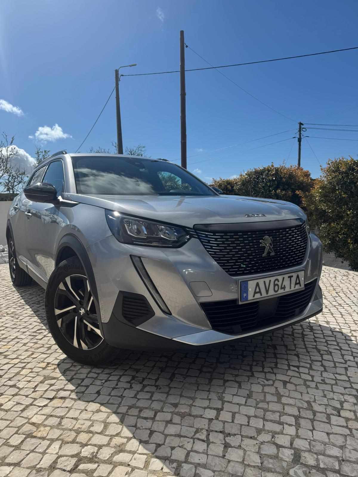 peugeot-2008-1-2-puretech-2023-gasolina-1199cc