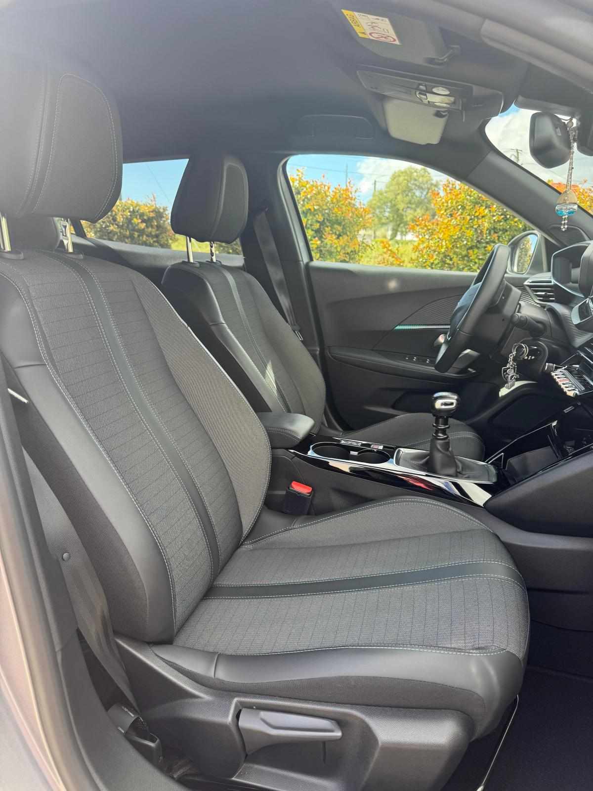 peugeot-2008-1-2-puretech-2023-gasolina-1199cc