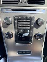 volvo-xc60-d5-2-4-awd-2011-diesel-2400cc