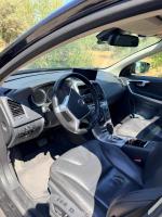 volvo-xc60-d5-2-4-awd-2011-diesel-2400cc