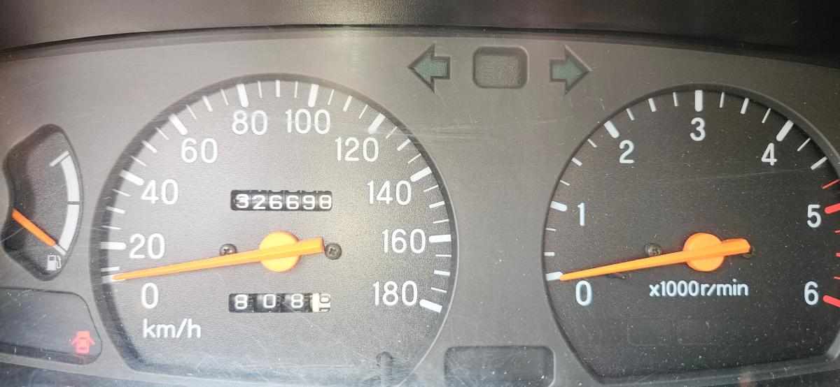 mitsubishi-l200-2-5-td-2002-diesel-2477cc