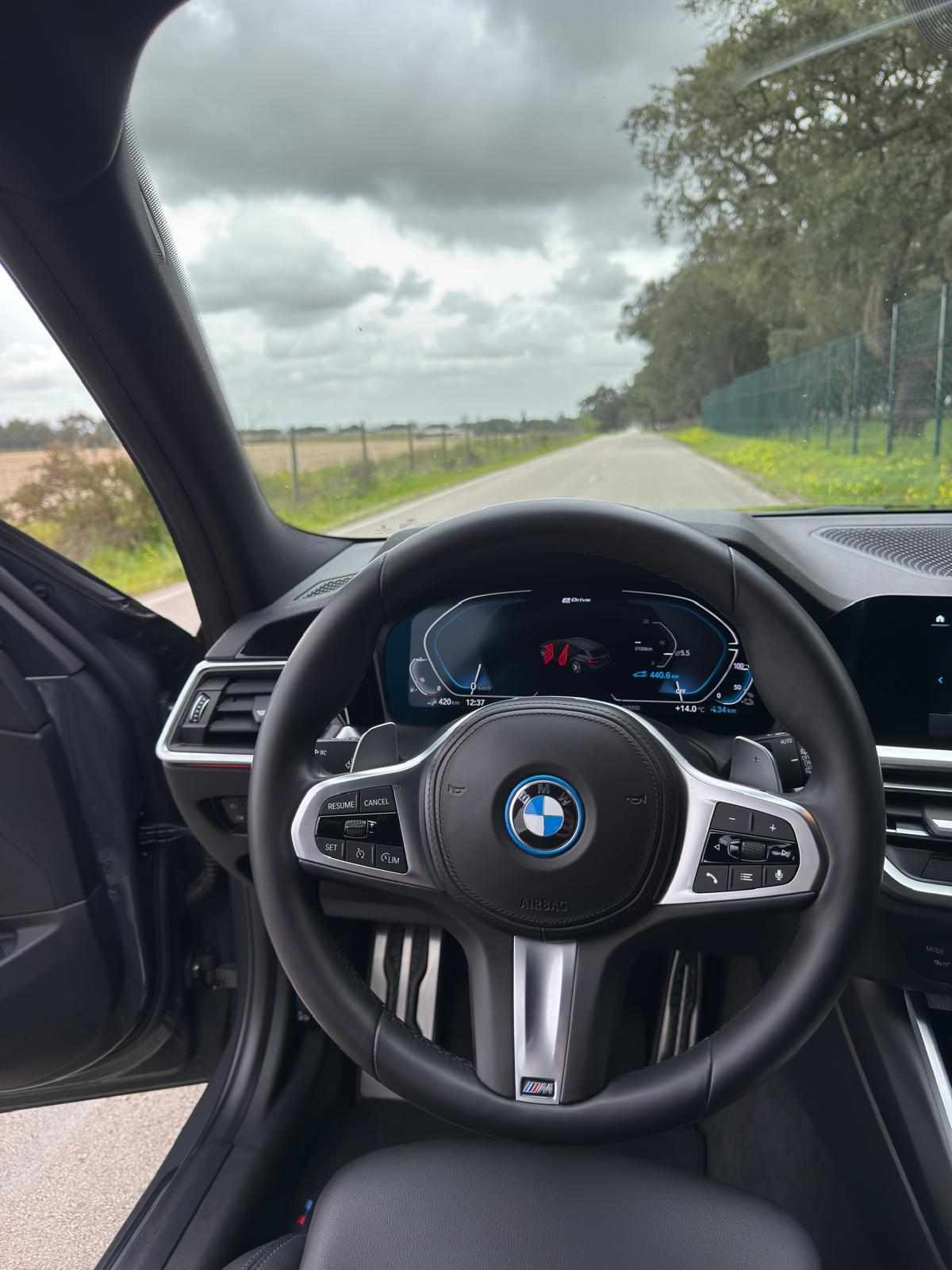 bmw-serie-3-330e-xdrive-2022-gasolina-1998cc