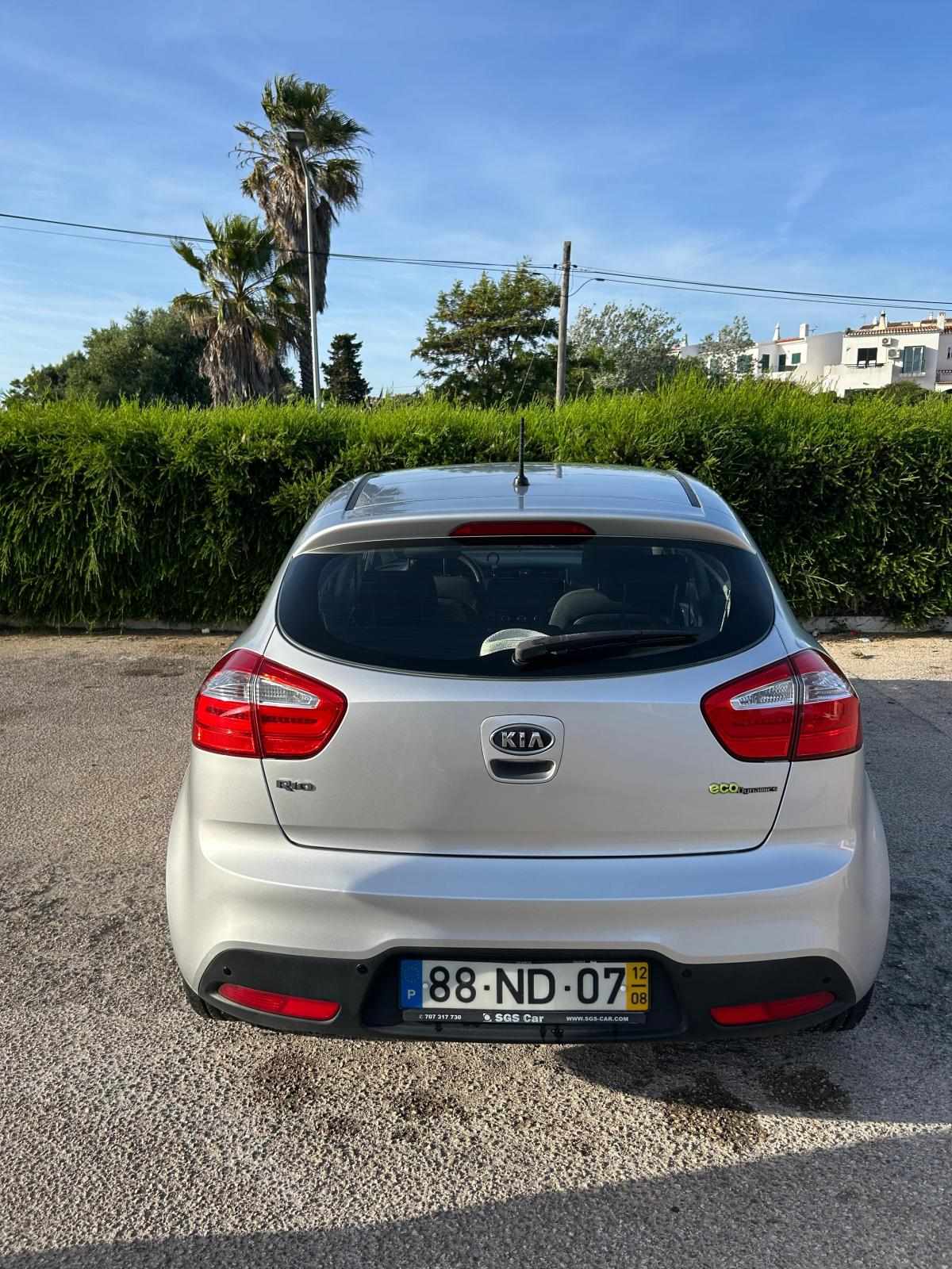 kia-rio-1-1-crdi-2012-diesel-1120cc