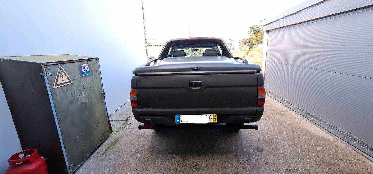 mitsubishi-l200-2-5-awd-1996-diesel-2477cc