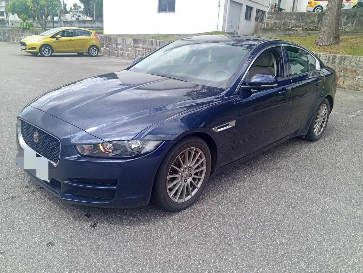 jaguar-xe-2-0-e-performance-2015-diesel-1999cc
