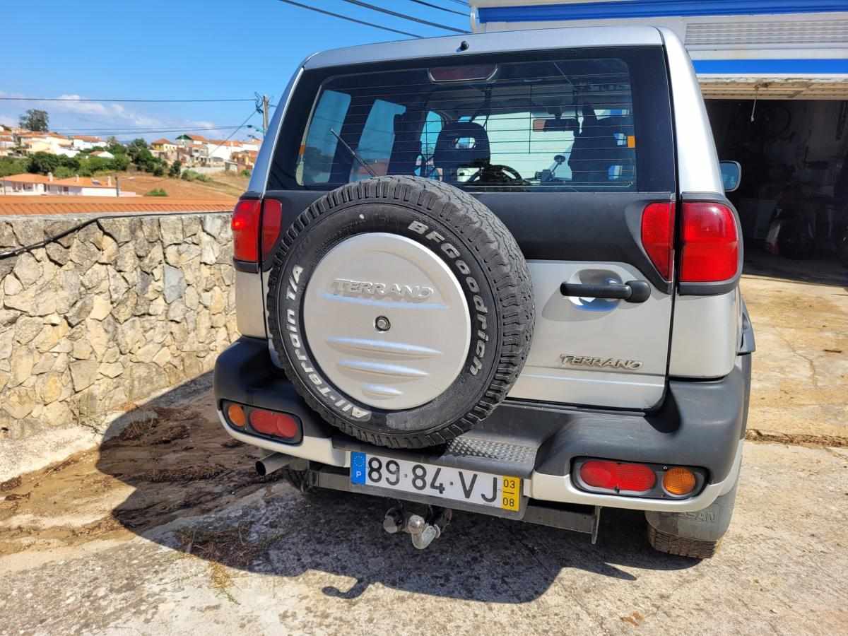 nissan-terrano-2-7-di-awd-2003-diesel-2664cc