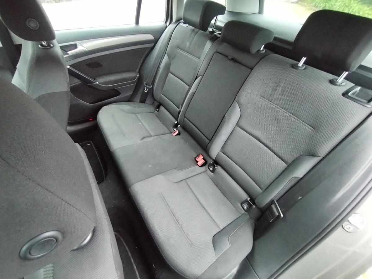 volkswagen-golf-1-6-tdi-bluemotion-2015-diesel-1598cc