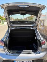 peugeot-208-1-5-102cv-2022-diesel-1499cc