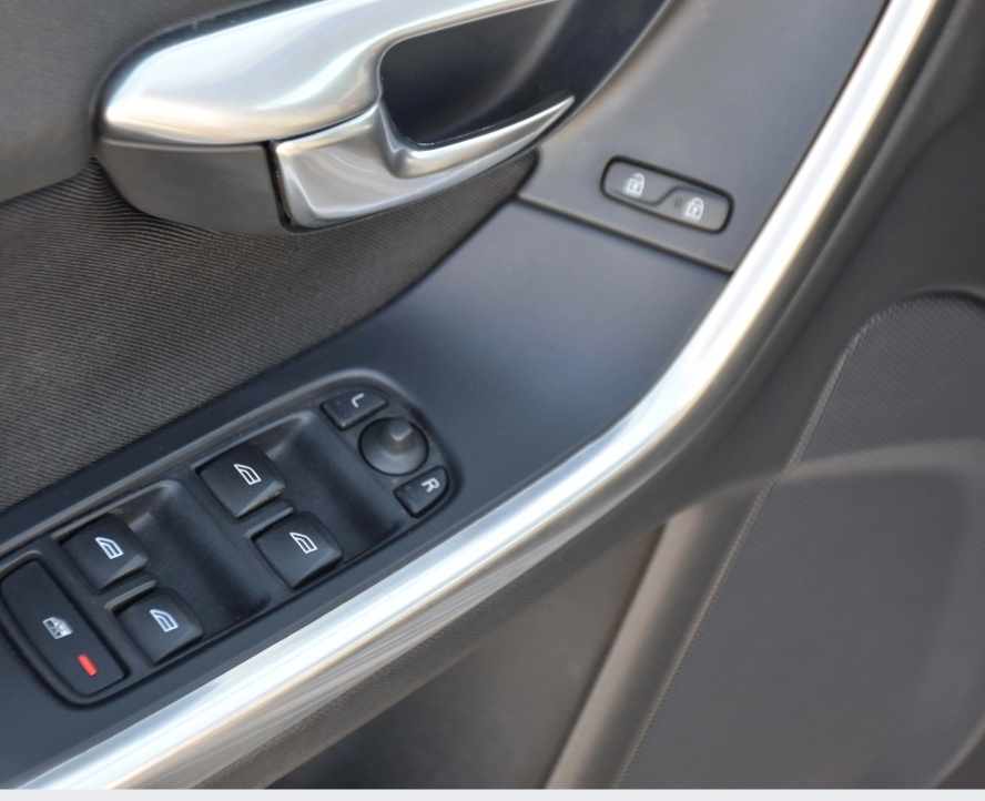 volvo-v60-1-6-d2-2013-diesel-1560cc