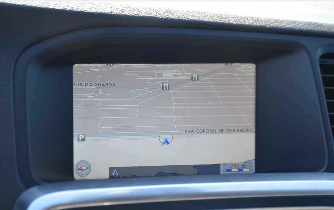 volvo-v60-1-6-d2-2013-diesel-1560cc