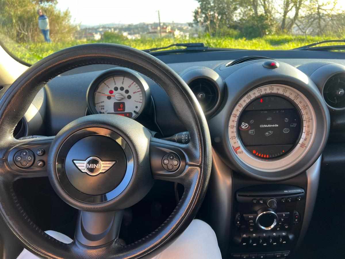 mini-countryman-d-2-0-2011-diesel-1598cc