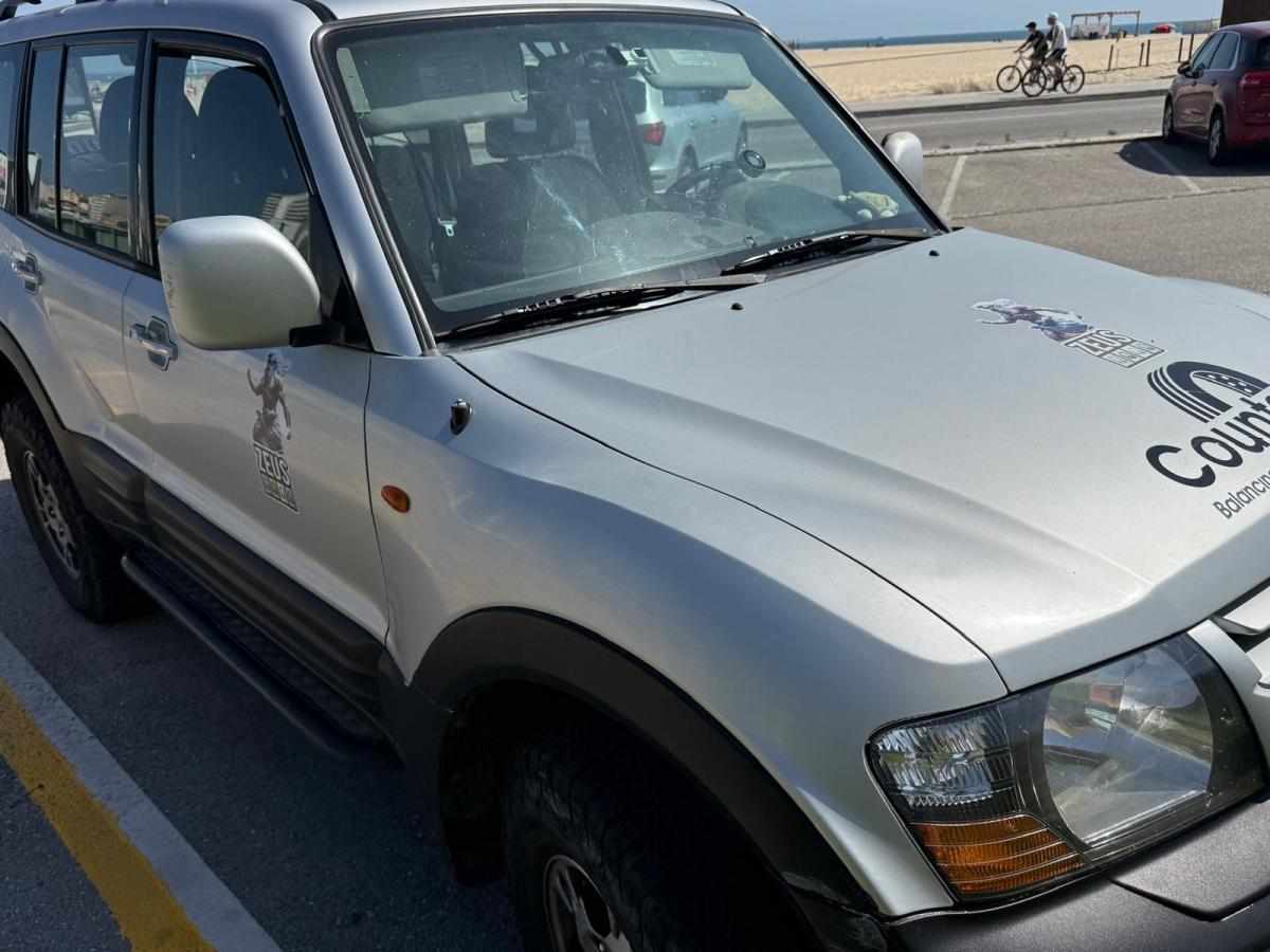 mitsubishi-pajero-3-2-di-d-4wd-2000-diesel-3200cc
