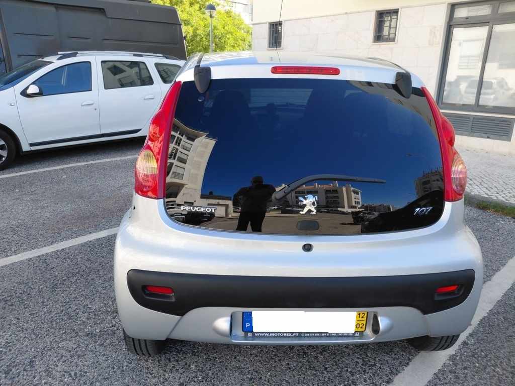 peugeot-107-1-0-2012-gasolina-998cc