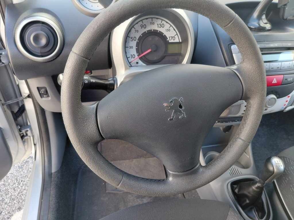 peugeot-107-1-0-2012-gasolina-998cc