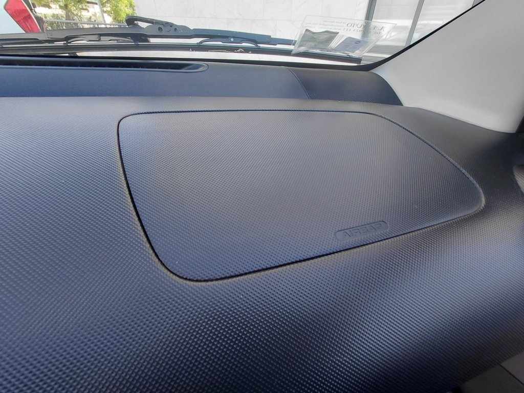 peugeot-107-1-0-2012-gasolina-998cc