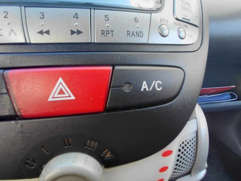 peugeot-107-1-0-2012-gasolina-998cc