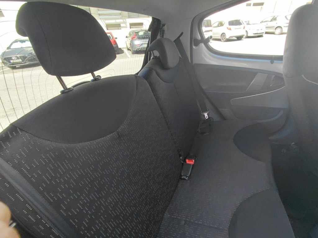 peugeot-107-1-0-2012-gasolina-998cc