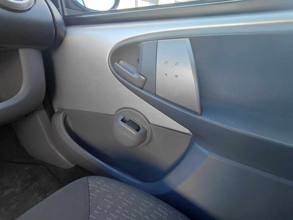 peugeot-107-1-0-2012-gasolina-998cc