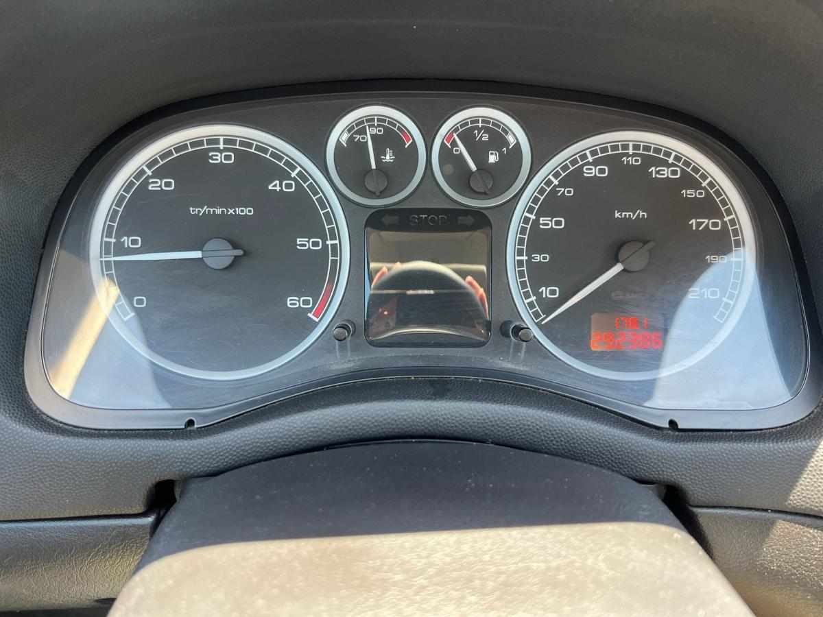peugeot-307-1-4-hdi-2004-diesel-1398cc