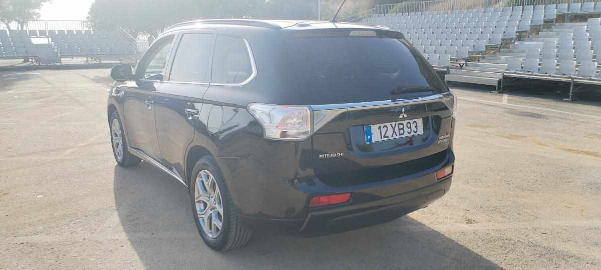 mitsubishi-outlander-2-0-plug-in-hybrid-2014-hibrido-plug-in-1998cc