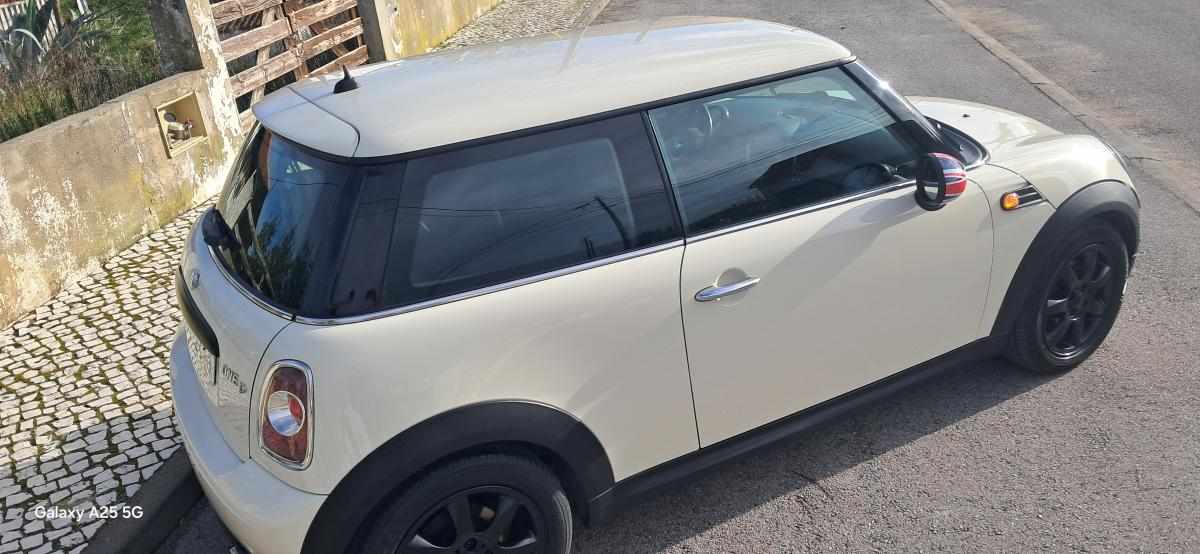 mini-hatch-one-d-2012-diesel-1598cc