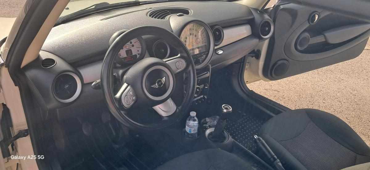 mini-hatch-one-d-2012-diesel-1598cc