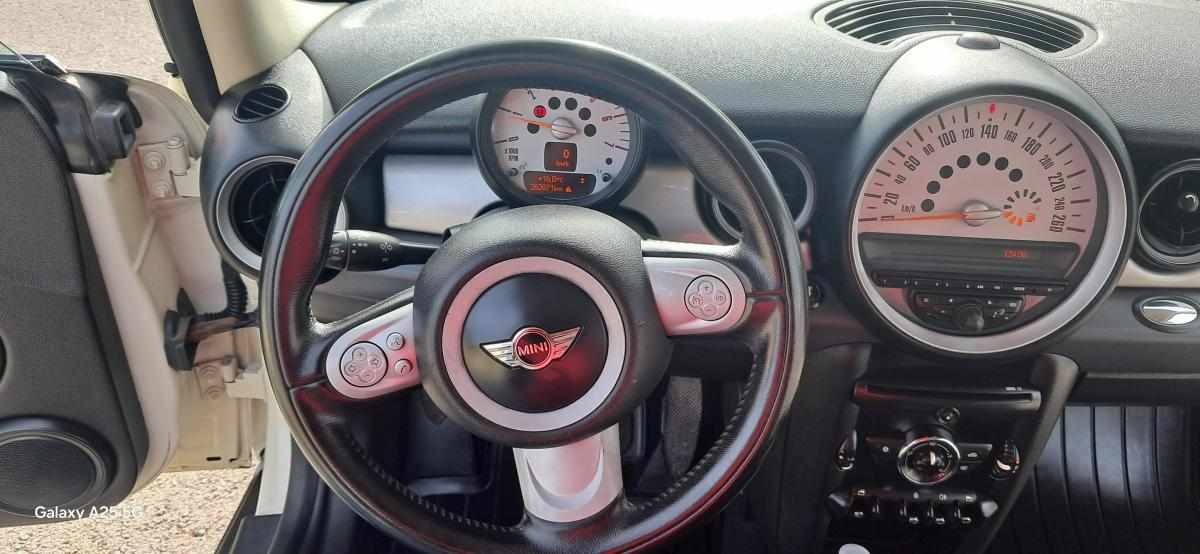 mini-hatch-one-d-2012-diesel-1598cc