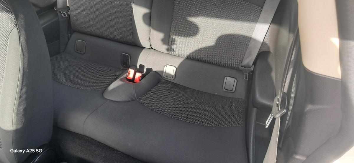 mini-hatch-one-d-2012-diesel-1598cc