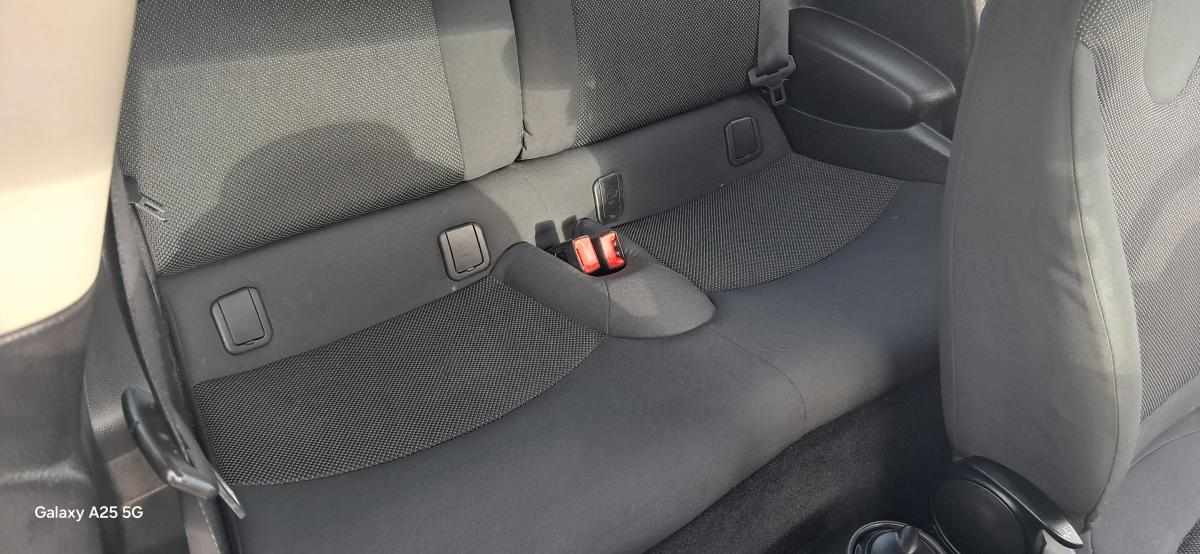 mini-hatch-one-d-2012-diesel-1598cc