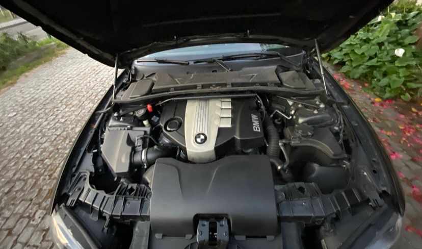 bmw-serie-1-123d-2008-diesel-1995cc